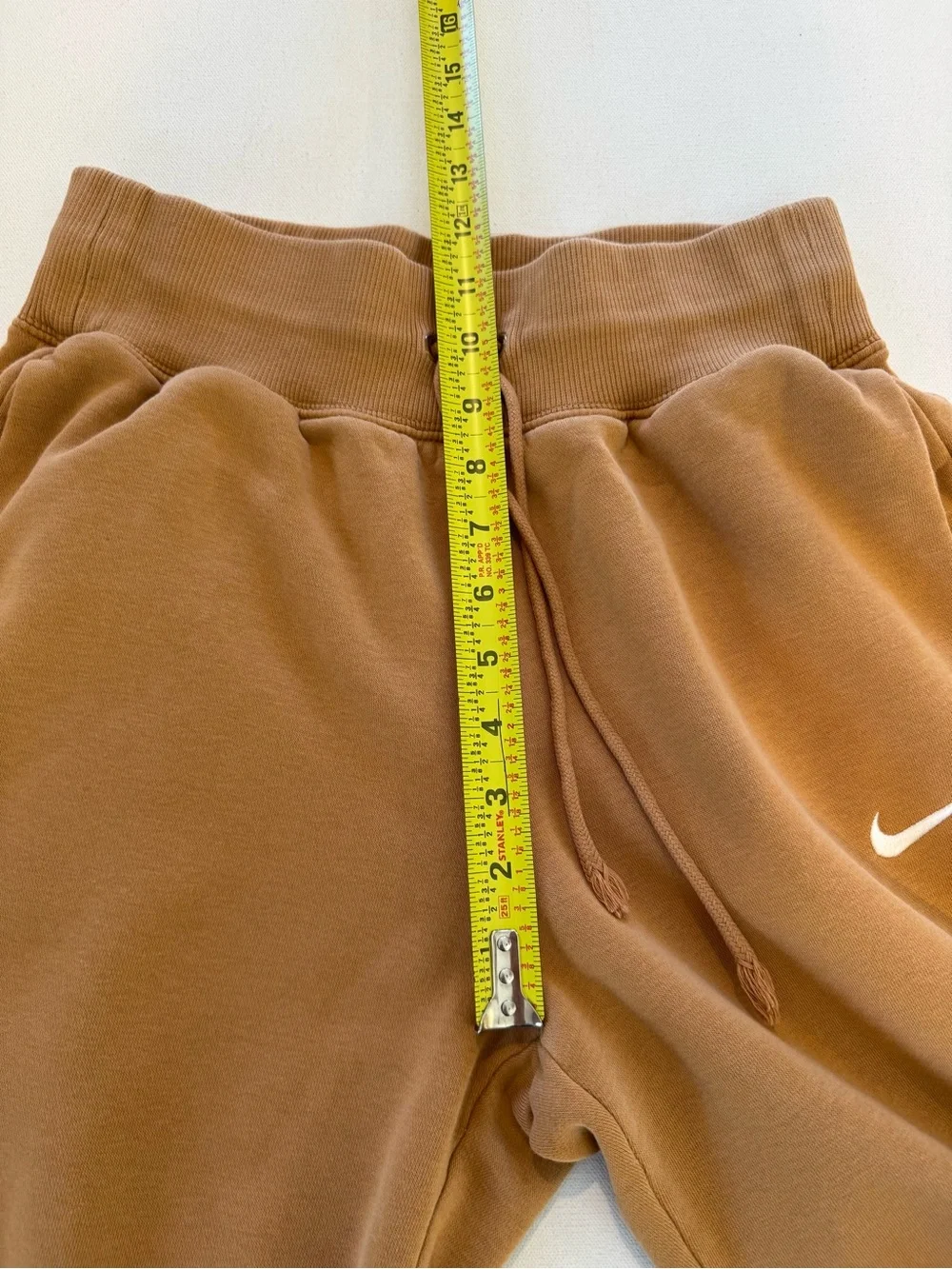 Nike women’s phoenix
